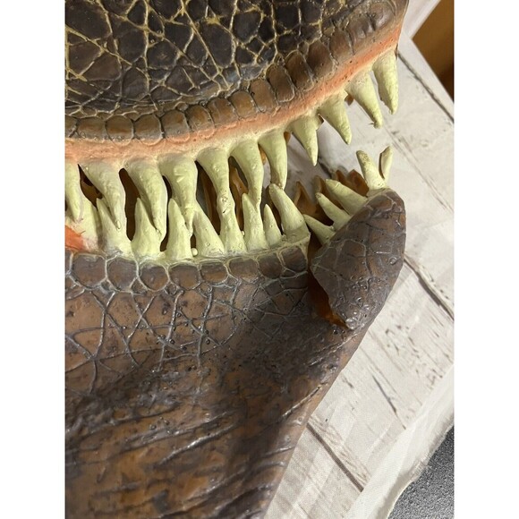 JURASSIC PARK Velociraptor Raptor Dinosaur Mask U.C.S. & AMBLIN 1997 Read!!! - Picture 2 of 5